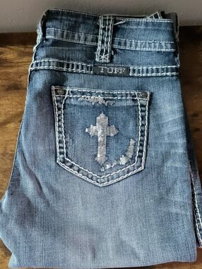 Women's Blue Embellished Cross Back Pocket Jeans Cowgirl Tuff Capri